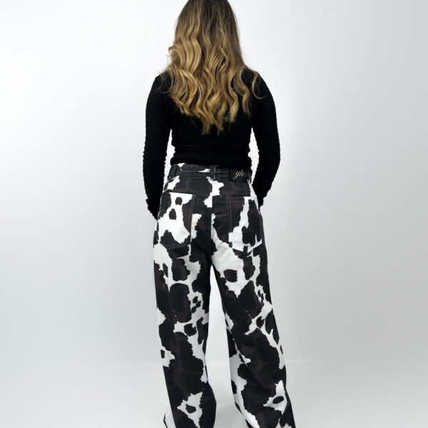 Pant Cow