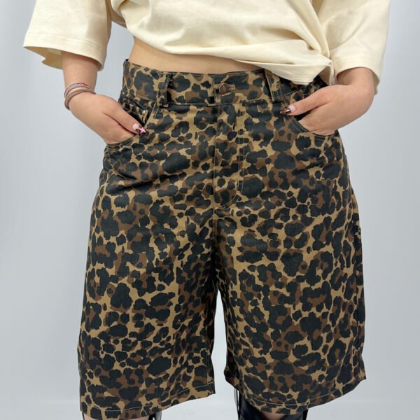 Short Feroz