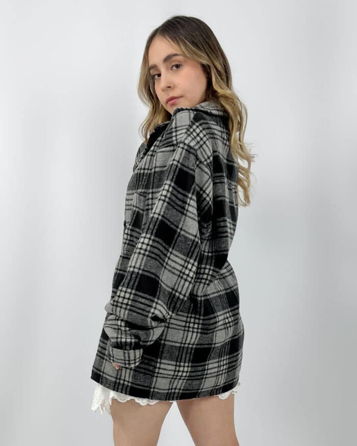 Leñadora Oversize Negra