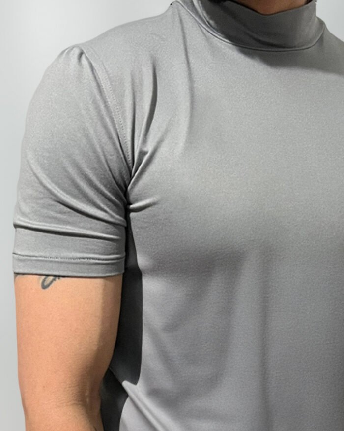 Camiseta cuello tortuga - Imagen 3