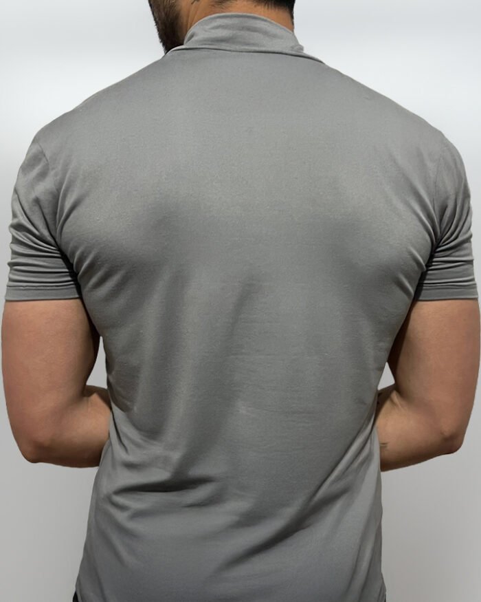 Camiseta cuello tortuga - Imagen 2